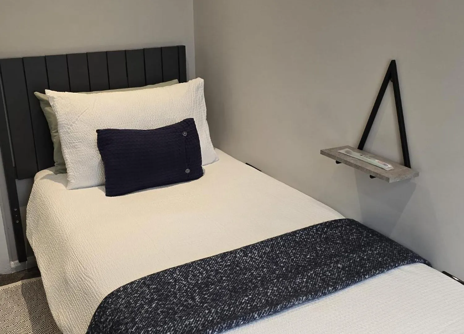 Alross Guest House With Breakfast Free Londra